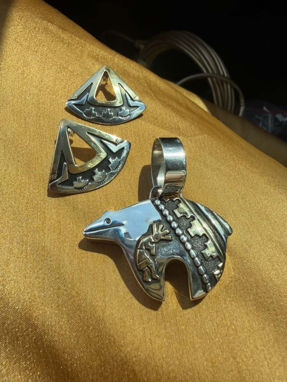 Thomas Singer Navajo Sterling Silver & Gold Overlay Bear Pendant and Earring Set